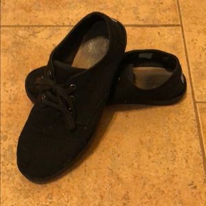 Toms Canvas slip-ons